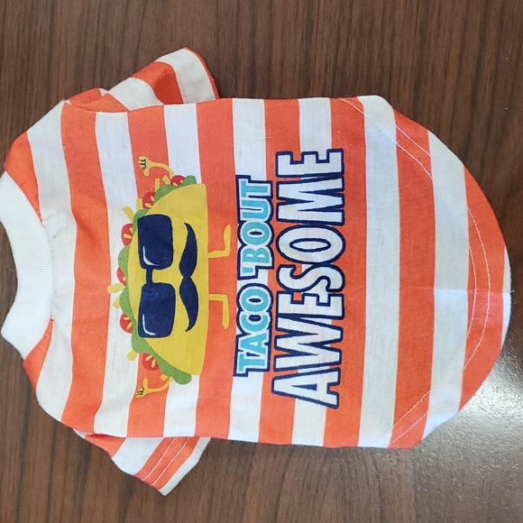 (Bundle other dog clothing and SAVE) 2 Small dog tops - Picture 5 of 6